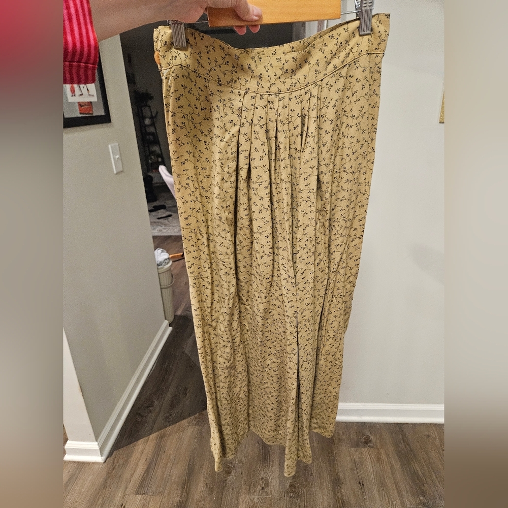 Women's Tan Mustard Floral Midi Skirt